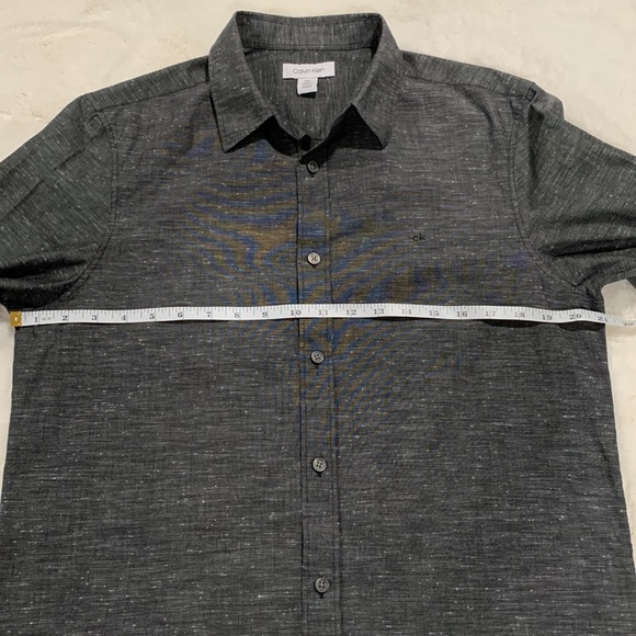Calvin Klein Button Down Long Sleeves Shirt • Size M - Picture 6 of 7